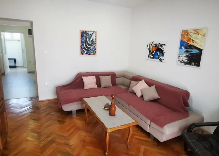 Vittoria Appartement *